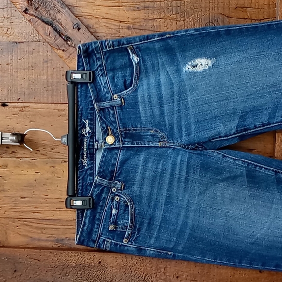 American Eagle Outfitters Denim - AEO Favorite Boyfriend Distressed Blue Jeans & Levi's Black pull on denim skinny